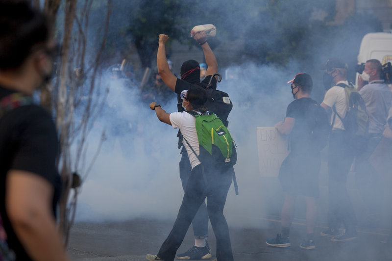 200601 dcprotest turner 09