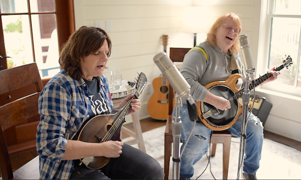 indigo girls Folk Alley Session 30AFest 750x450